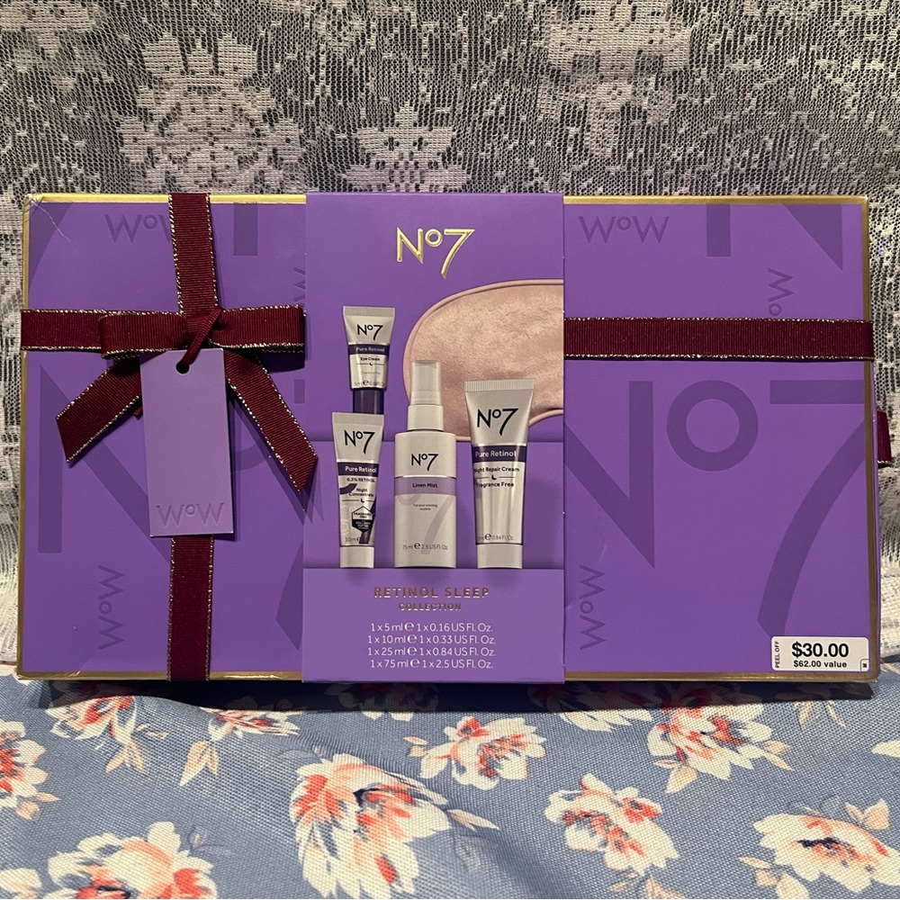 No 7 Retinol Sleep Gift Set